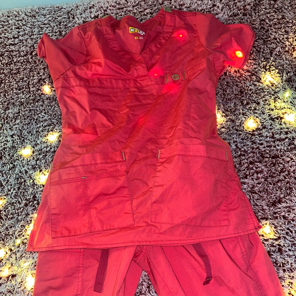 Wonder flex scrub set